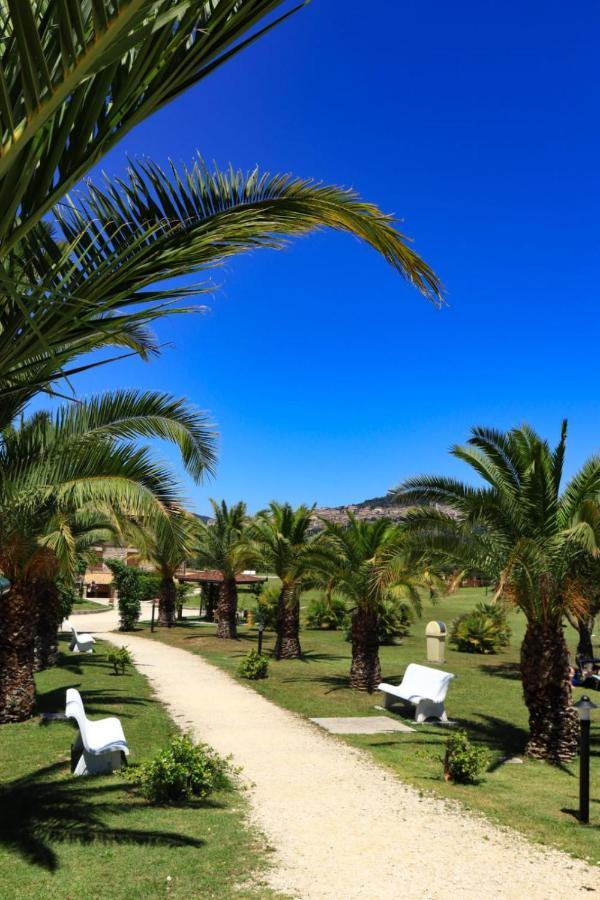 Agriturismo Il Casale Di Monica Rivotorto Exterior photo